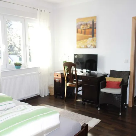 民宿 Neckar-koje 内卡苏尔姆